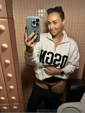 Busty Belle OnlyFans Leaked Free Thumbnail Picture - #cKZWEhRhjd