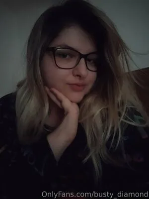 Busty Diamond OnlyFans Leaked Free Thumbnail Picture - #I1MI2V87E3