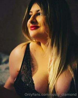 Busty Diamond OnlyFans Leaked Free Thumbnail Picture - #oqAV5Pq785