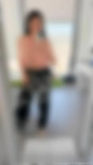 Busty Ema OnlyFans Leaked Free Thumbnail Picture - #MRZbKfqYM7