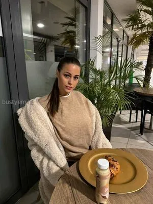 Busty Emily OnlyFans Leaked Free Thumbnail Picture - #awCi6xBb4v