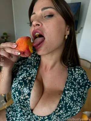 Busty Emily OnlyFans Leaked Free Thumbnail Picture - #ee4vRTQPMe