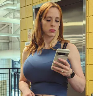 Busty Ginger OnlyFans Leaked Free Thumbnail Picture - #DoT1GbSij4