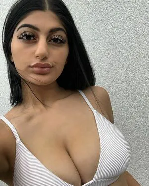 Busty Indian OnlyFans Leaked Free Thumbnail Picture - #6actaX4Btc