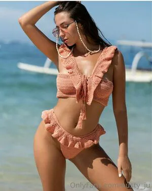 Busty Ju OnlyFans Leaked Free Thumbnail Picture - #0eSY8FPQ3V