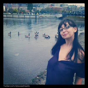 Busty Kinsey OnlyFans Leaked Free Thumbnail Picture - #UDNs6bhnMI