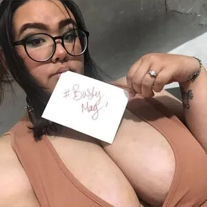 Busty Magazine OnlyFans Leaked Free Thumbnail Picture - #524uO7xnHd