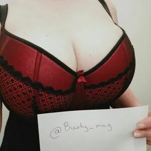 Busty Magazine OnlyFans Leaked Free Thumbnail Picture - #ZYKKYk7T3u