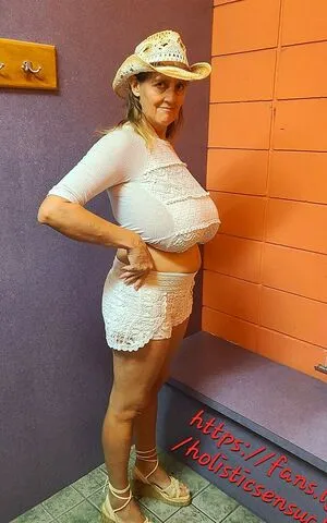Busty Petra OnlyFans Leaked Free Thumbnail Picture - #IybwOrSxSO