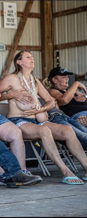 Busty Petra OnlyFans Leaked Free Thumbnail Picture - #RbuGcw9cTz