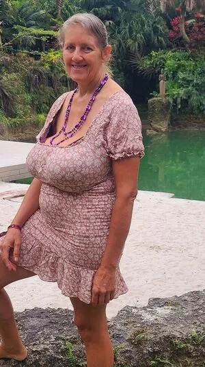 Busty Petra OnlyFans Leaked Free Thumbnail Picture - #Zt5WvhHmWa