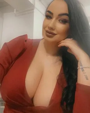 Busty Sexy Lora OnlyFans Leaked Free Thumbnail Picture - #iQrpzn2xbj