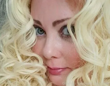 Busty Sierra Free OnlyFans Leaked Free Thumbnail Picture - #Qyex5Smrty