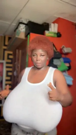 Busty Vivian OnlyFans Leaked Free Thumbnail Picture - #CFrXm6OCPG