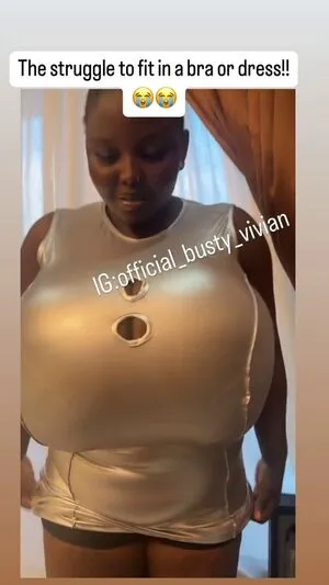 Busty Vivian OnlyFans Leaked Free Thumbnail Picture - #OicDf78YPe