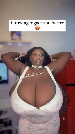 Busty Vivian OnlyFans Leaked Free Thumbnail Picture - #Z981MVQ9s5