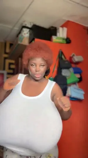 Busty Vivian OnlyFans Leaked Free Thumbnail Picture - #fQvyOItwH0