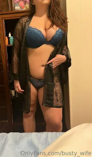 Busty Wife OnlyFans Leaked Free Thumbnail Picture - #D1r9tdn0b7