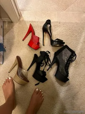Bustyamore OnlyFans Leaked Free Thumbnail Picture - #4XrWIj5tZX