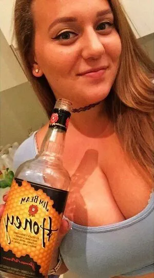 Bustybae95 OnlyFans Leaked Free Thumbnail Picture - #LFElHXLwI0