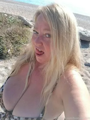 Bustybbwbrit OnlyFans Leaked Free Thumbnail Picture - #8zBLVTm4Hm