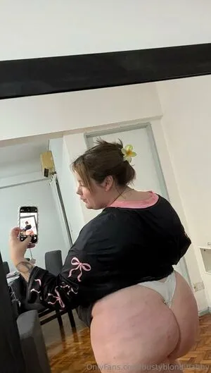 Bustyblondibabby OnlyFans Leaked Free Thumbnail Picture - #F0SzMqvFKU