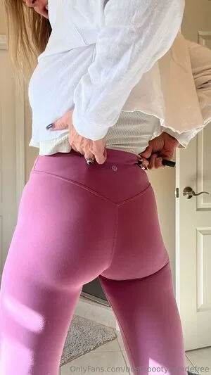 Bustybootyblondefree OnlyFans Leaked Free Thumbnail Picture - #u4Hbq5mmpU