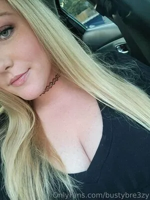Bustybre3zy OnlyFans Leaked Free Thumbnail Picture - #D62e52S7fw