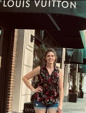 Bustybrooke01 OnlyFans Leaked Free Thumbnail Picture - #05k47ouKDA