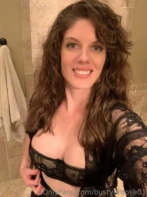Bustybrooke01 OnlyFans Leaked Free Thumbnail Picture - #IL6w6Rsf9L