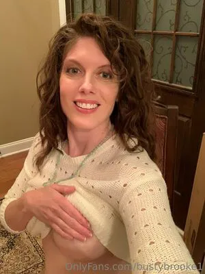 Bustybrooke1 OnlyFans Leaked Free Thumbnail Picture - #7BABuLSgo7