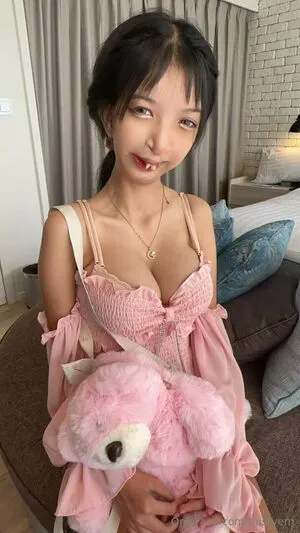 Bustyem OnlyFans Leaked Free Thumbnail Picture - #iVDZbyXxNt