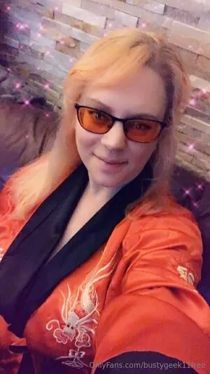 Bustygeek11free OnlyFans Leaked Free Thumbnail Picture - #AuydNIX0mO