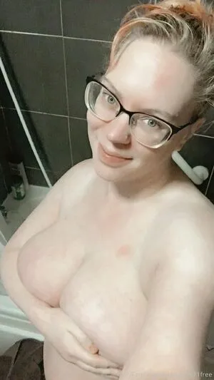 Bustygeek11free OnlyFans Leaked Free Thumbnail Picture - #BBMIEvknb0