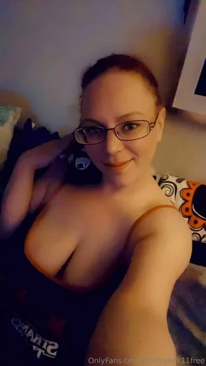 Bustygeek11free OnlyFans Leaked Free Thumbnail Picture - #g4dpxIB1Y9