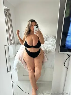 Bustyholly OnlyFans Leaked Free Thumbnail Picture - #ekprWztPFl