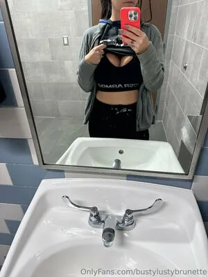 Bustylustybrunette OnlyFans Leaked Free Thumbnail Picture - #sILG2kPPpQ