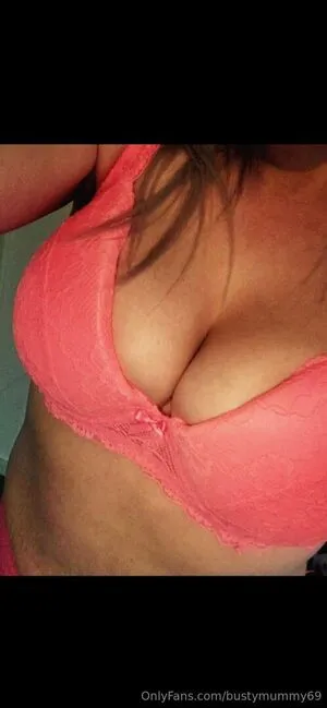 Bustymummy69 OnlyFans Leaked Free Thumbnail Picture - #2Y4hcnB37I