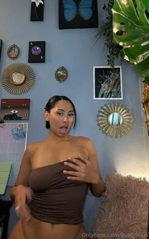 Bustynikki OnlyFans Leaked Free Thumbnail Picture - #mlR7KbcaQ6