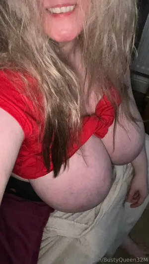 Bustyqueen32m OnlyFans Leaked Free Thumbnail Picture - #U69Bkj1Kk4