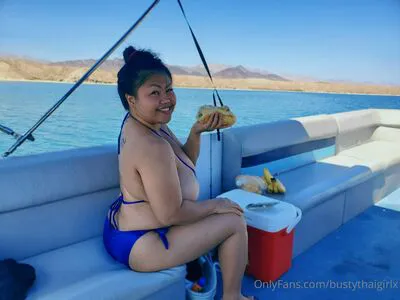 Bustythaigirlx OnlyFans Leaked Free Thumbnail Picture - #IDtremeMlq