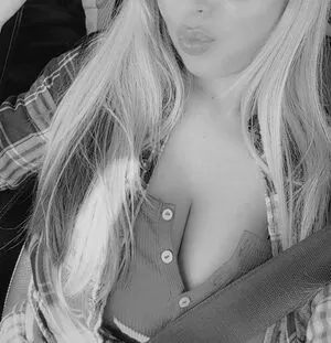 Bustyveronica OnlyFans Leaked Free Thumbnail Picture - #NfUH8A0oNy