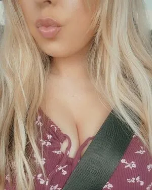 Bustyveronica OnlyFans Leaked Free Thumbnail Picture - #obyCOlkBRA