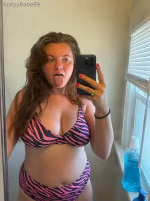 Bustyybabe69 OnlyFans Leaked Free Thumbnail Picture - #ZCgD6qn2CR