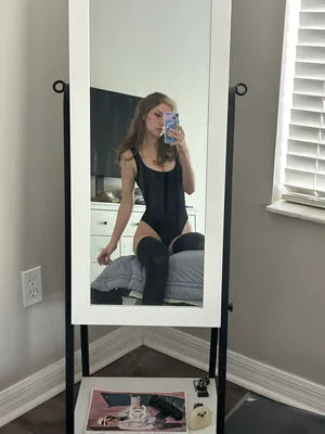 Busy B ASMR OnlyFans Leaked Free Thumbnail Picture - #HM37U074Ez