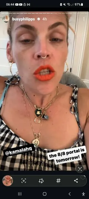 Busy Philipps OnlyFans Leaked Free Thumbnail Picture - #2fHntmMYi3