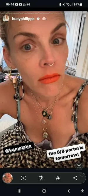 Busy Philipps OnlyFans Leaked Free Thumbnail Picture - #DC1su1TxMS