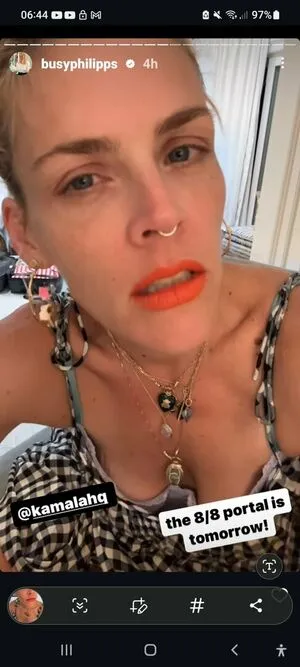 Busy Philipps OnlyFans Leaked Free Thumbnail Picture - #s7e891LMCp