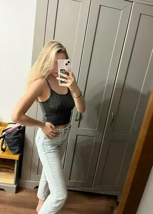 busya18plus OnlyFans Leaked Free Thumbnail Picture - #Z43J3ZqNc2