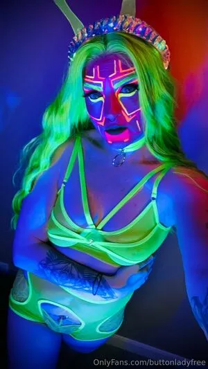 Buttonladyfree OnlyFans Leaked Free Thumbnail Picture - #4Y66rqqzA3